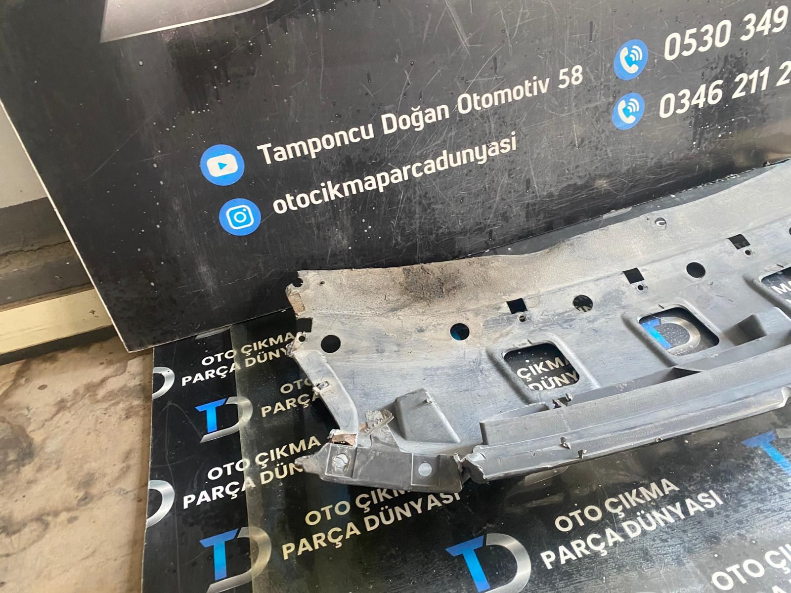 CHEVROLET CAPT�VA  C140 �N  TAMPON EK� ORTA KISMI